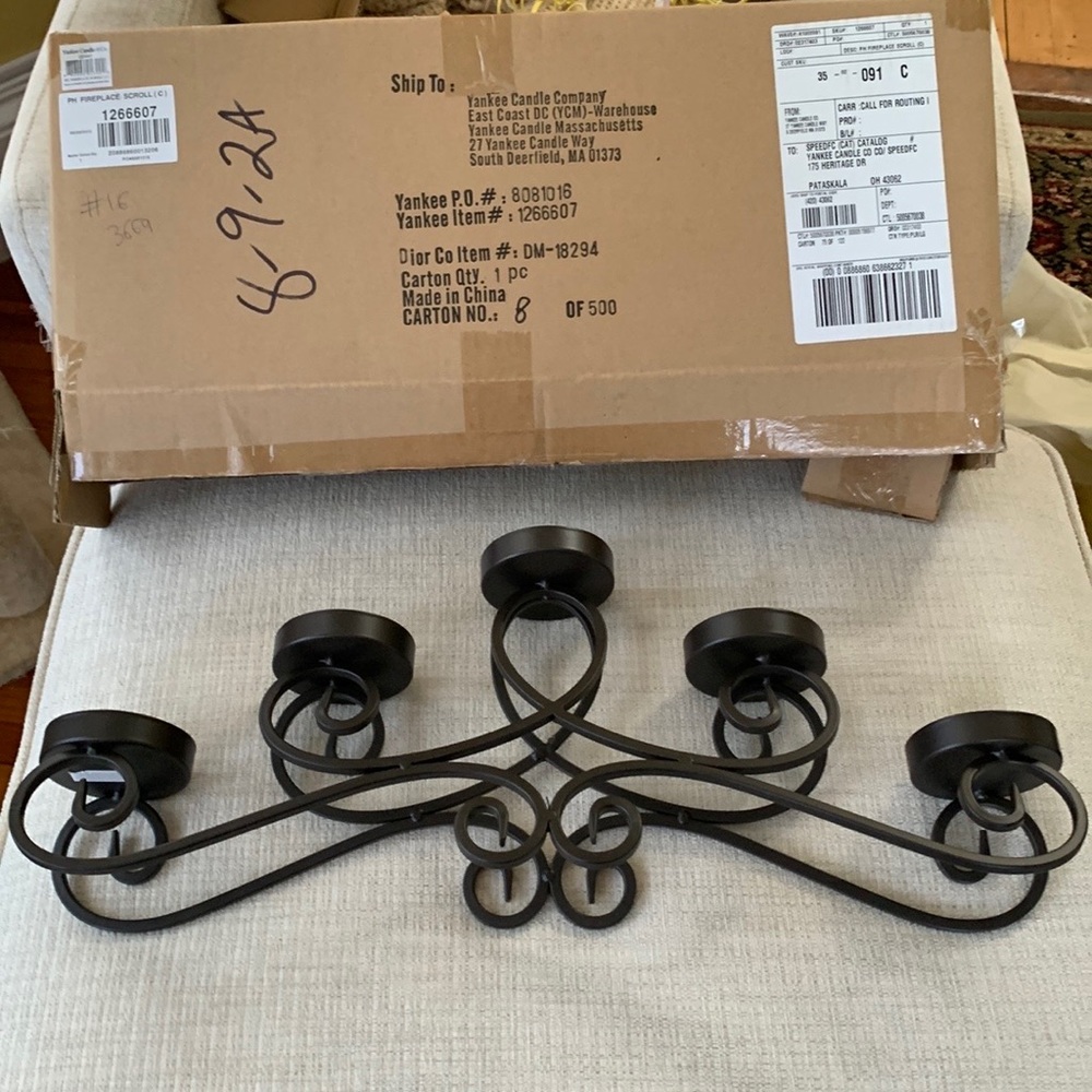 NIB Yankee Candle Black Wrought Iron Pillar Candle Holder